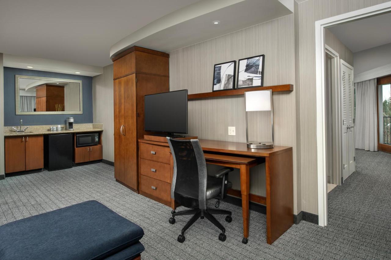Hotel Courtyard By Marriott Seattle Kirkland Exteriér fotografie